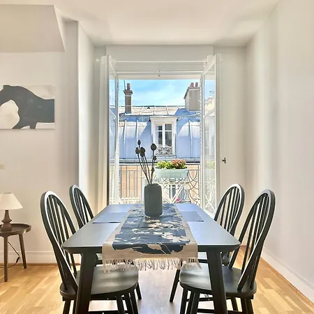 Spacious Near Montparnasse Bausset 6th Appartamento Parigi