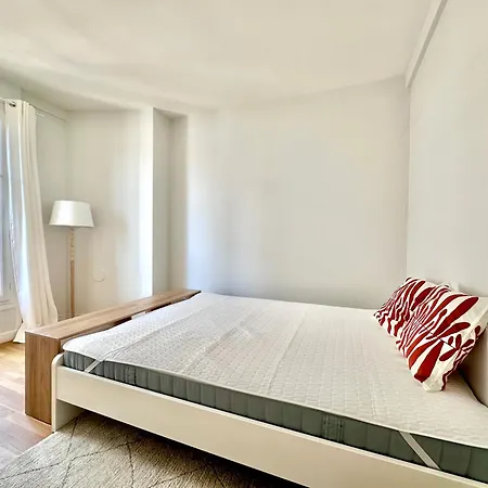 Spacious Near Montparnasse Bausset 6th Appartamento